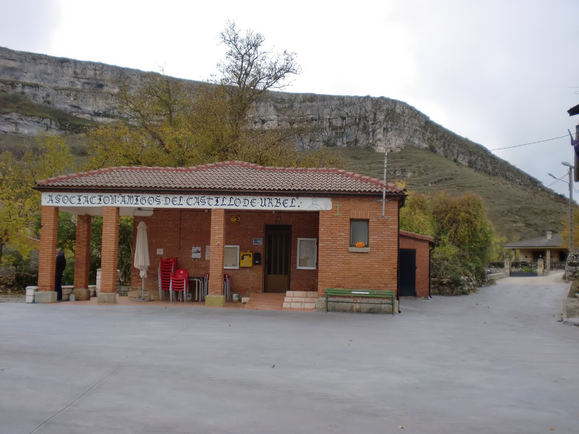 Bar - Asociación Amigos del Castillo de Urbel